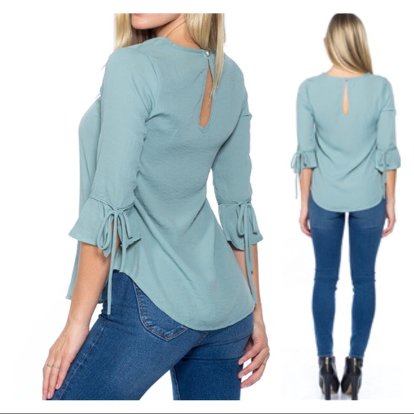 💥SALES 💥SATIN LACE SLEEVES TOP - Picture 2 of 3